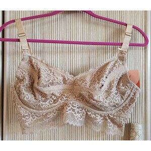 Dairy Fairy Nursing Bra Size 2/Small Cream Ayla Luxury Lace Handsfree Underwire